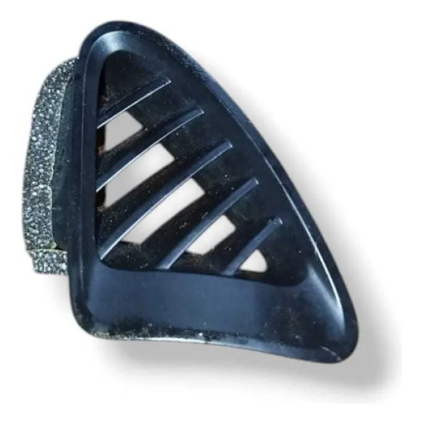 Grade Difusor Ar Lado Direito Chevrolet Sonic Sedán 2014