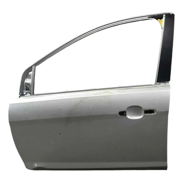 Porta Dianteira Esquerda 4p Ford Focus Sedan 2012 Detalhe Dianteira Esquerda Prateado