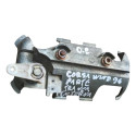 Suporte Maçaneta Dianteira Esquerda Chevrolet Corsa 1996 Prateado Dianteira