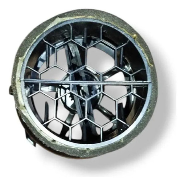Difusor Ar Lateral Direito Sonic Sedán 2014 95367074