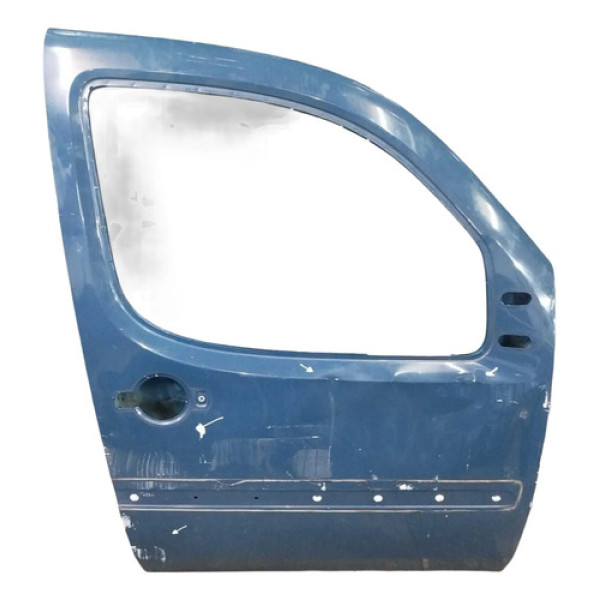 Porta Dianteira Direita Fiat Doblo 2014 2015 2016 Detalhe Dianteira Direita Azul
