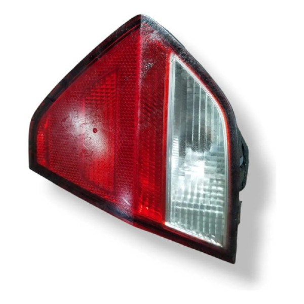 Lanterna Traseira Direita Volkswagen Voyage 2014 945094b Direito/passageiro Vermelho