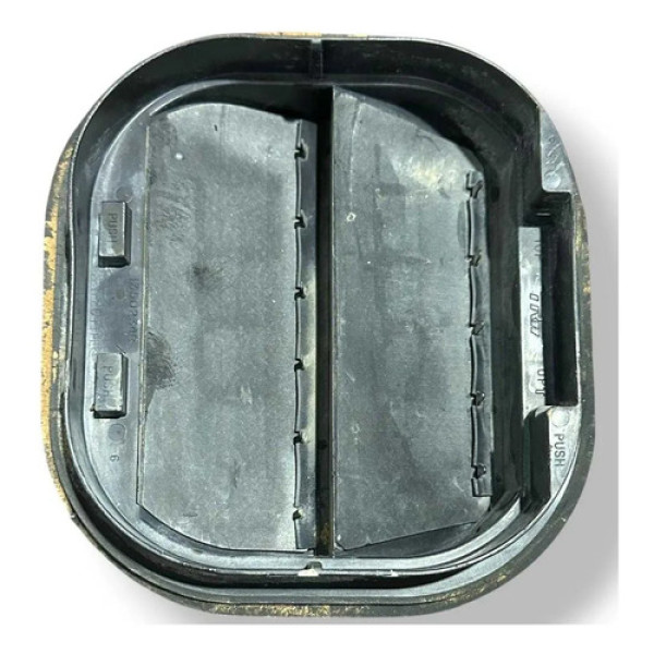 Difusor Válvula Traseira Direita Chevrolet Sonic Sedán 2012