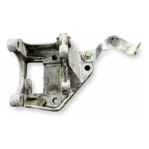 Suporte Bomba Hidráulica Renault Logan 1.0 2012 8200213616