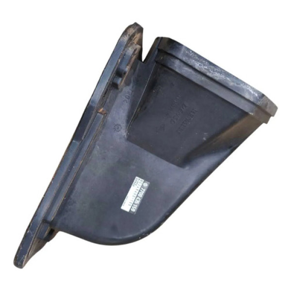 Tampa Duto Caixa De Ar Interna Clio 1.0 2001a 04  7700435159