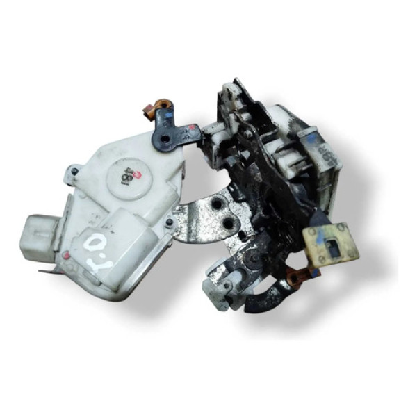 Fechadura Porta Traseira Direita Toyota Etios Sedán 2015