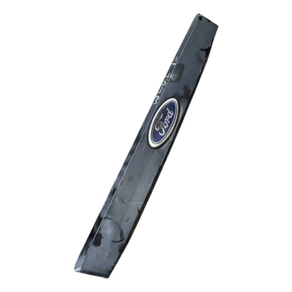 Moldura Luz Placa Tampa Traseira Ford Ka 6s65a43404a Detalhe Preto
