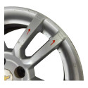 Roda Liga Leve Aro 16 Chevrolet Sonic Sedán 2012 Detalhe Vermelho