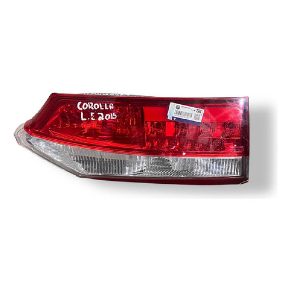 Lanterna Lado Esquerdo Toyata  Corolla 2015 2016 Detalhe Esquerdo/motorista Água