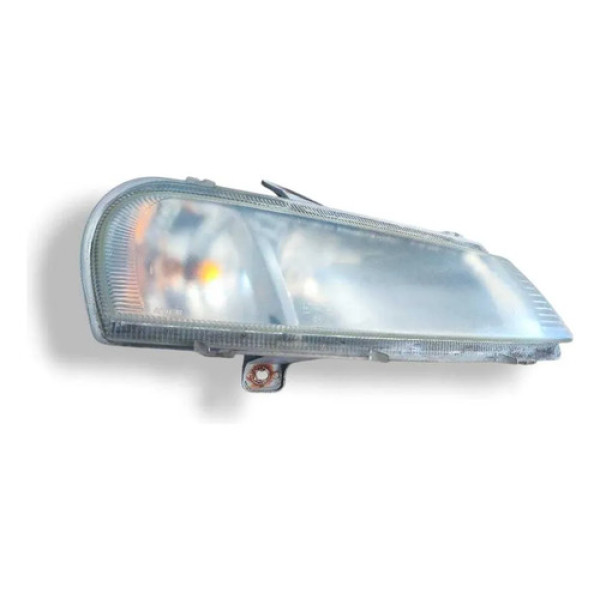 Farol Direito Chevrolet Celta 1.0 2001 2002 2003 2004 2005 Direito/passageiro