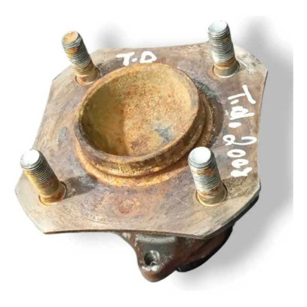 Cubo De Roda Traseira Direita Nissan Tiida 1.8s 2008 2009 
