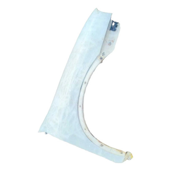 Paralama Direito Chevrolet Corsa Wind 1.0 1995 1996 Detalhe