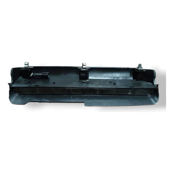 Moldura Break Light Chevrolet Corsa 2009 Detalhe 09114502