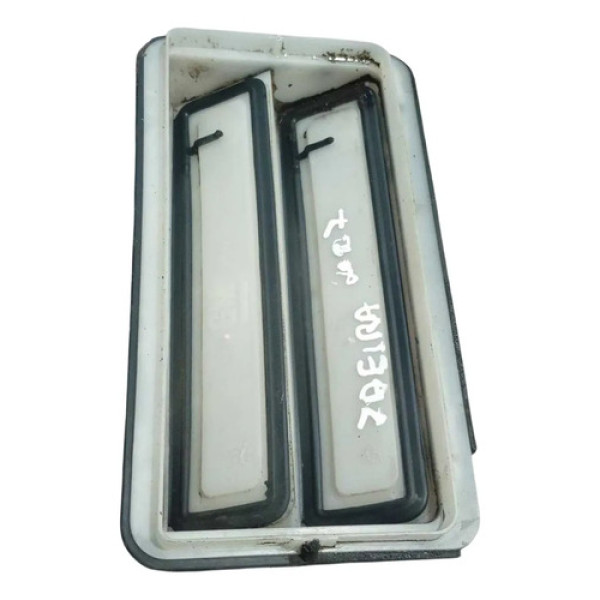 Difusor Saída Ar Carroceria Traseira Chevrolet Zafira 2007