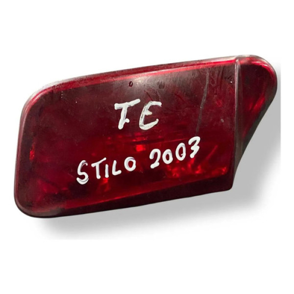 Lanterna Tampa Traseira Esquerda Fiat Stilo 2005 2006 2007 Esquerdo/motorista Vermelho