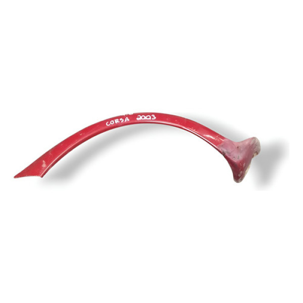  Moldura Paralama Tras Direito Chevrolet Corsa 2003 93396136 Vermelho