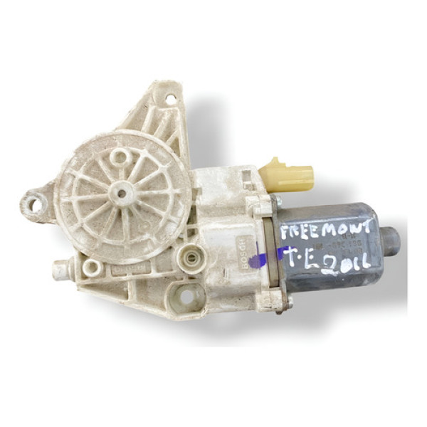 Motor Vidro Traseira Esquerda Fiat Freemont 2011 -0130822475