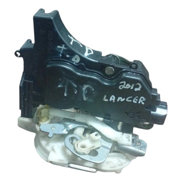 Fechadura Porta Traseira Direita Mitsubishi Lancer 2012 2013