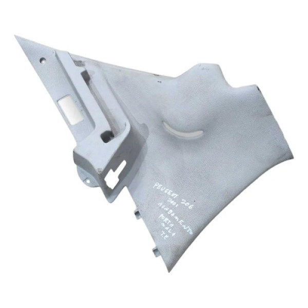 Tampão Porta Malas Esquerdo Peugeot 206 2000/2001 9625053877 Branco