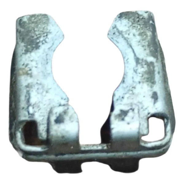 Trava Bico Injetor Chevrolet Zafira 2005 2006 2007 2008 220v