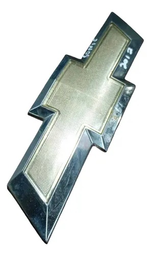 Emblema Logo Tampa Traseira Gm Sonic Sedán 2012 - 95019521 Amarelo