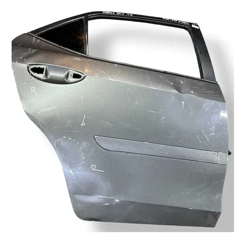 Porta Traseira Direita Toyota Corolla 2015 A 2019 Detalhe Traseira Direita Cinza