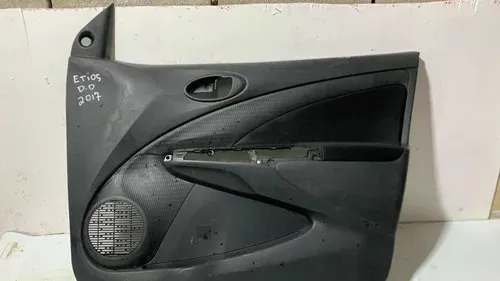 Forro Porta Dianteira Direita Toyota Etios 2016 2017 2018