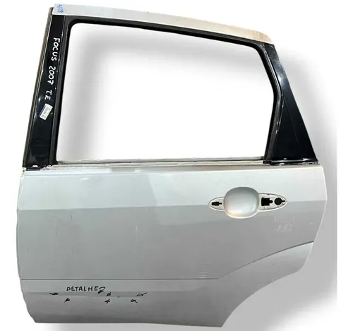 Porta Traseira Esquerda Ford Focus 2004 2005 A 2007 Detalhe Traseira Esquerdo Prateado