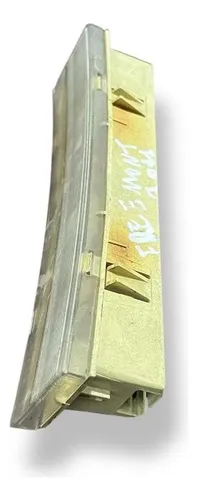 Luz Cortesia Interna Porta Malas Fiat Freemont 04685928aa