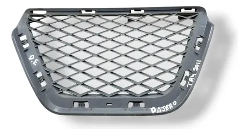 Grade Esquerdo Parachoque Mitsubishi  Pajero 2011detalhe