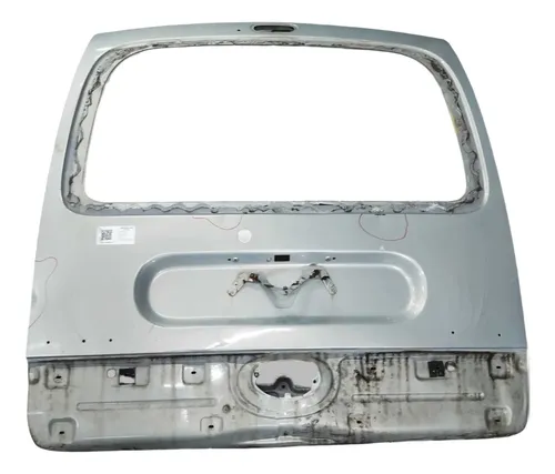 Tampa Traseira Renault Kangoo 2008 2009 2010 2011 Detalhe Prateado