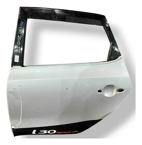 Porta Traseira Esquerda Hyundai I30 2009 2010 A 2012 Detalhe Traseira Esquerdo Prateado