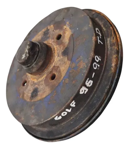 Cubo De Roda Traseiro Direito Volkswagen Golf 1996 A 1999