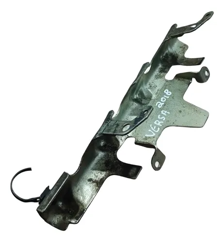Suporte Flauta Bico Injetor Nissan Versa 2017 2018 2019 2020