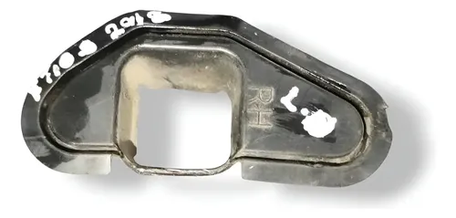 Moldura Limitador Porta Lado Direito Toyota Etios Sedán 2018 Preto