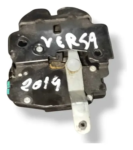Trava Fechadura Tampa Traseira Nissan Versa 2014 2015 A 2019