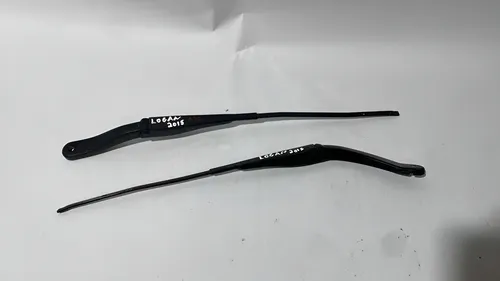 Par Braço Limpador Parabrisa Renault Logan 1.6 15 288816409r Esquerdo