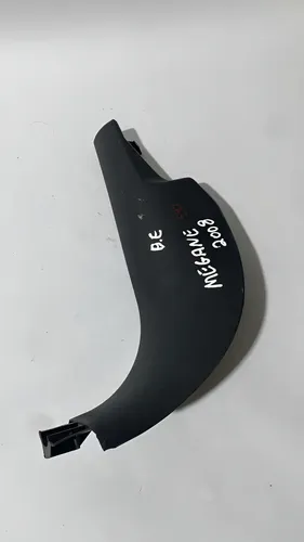 Acabamento Soleira Dian Esquerda Megane Gt Dyn 08 8200484158 Água