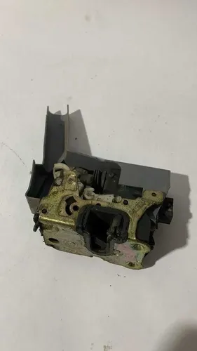 Fechadura Traseira Esquerda Renault Scenic 2007 905505