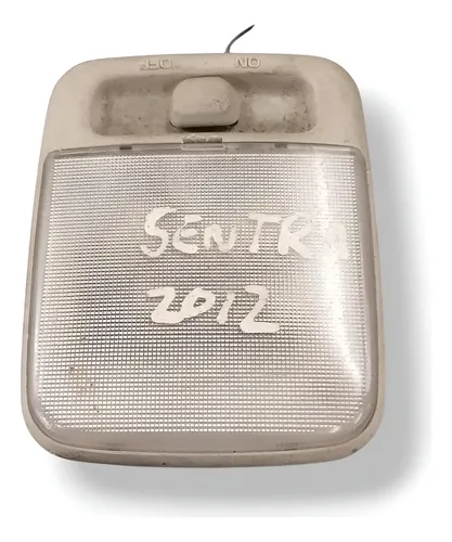 Luz Interna Teto Cortesia Nissan Sentra Versa Tiida 2012