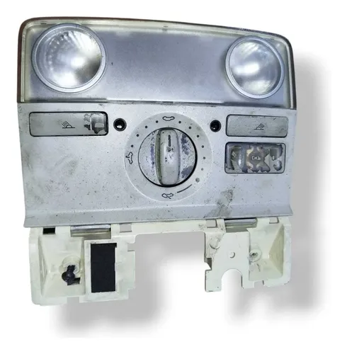 Luz Cortesia Teto Volkswagen Jetta 2006 2007 2008 1k0947105