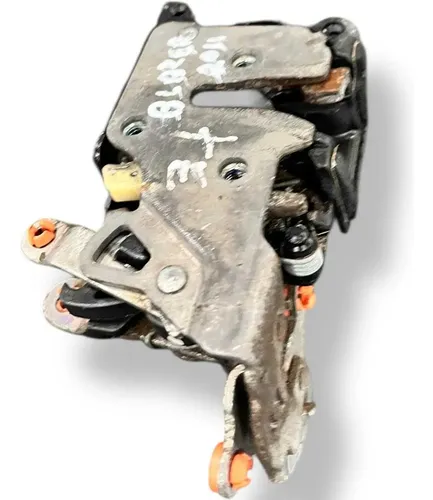 Fechadura Porta Traseira Esquerda Chevrolet Blazer 2.4 2010