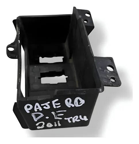 Acabamento Interruptor Painel Instrumento Esq Pajero Tr4  Preto