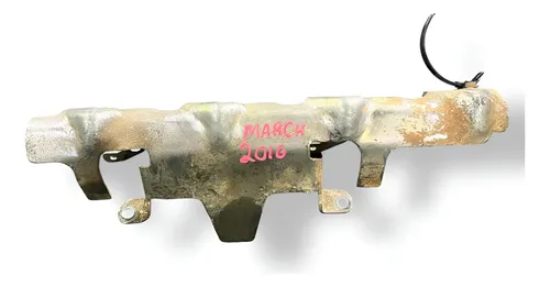 Suporte Flauta Bico Injetor Nissan March 1.6 2015 2016 2017