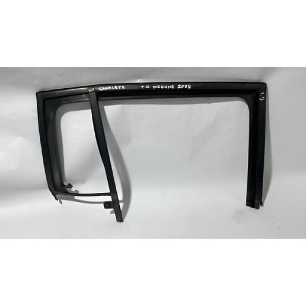 Canaleta Traseira Direita Renault Megane Gt Dyn 2.0 2008