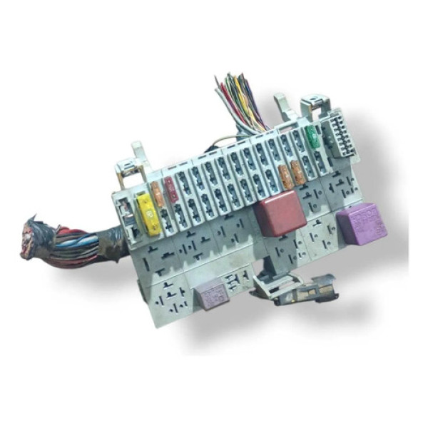 Caixa Fusiveis Chevrolet Celta 2001 2002 2003 2004 2005 2006
