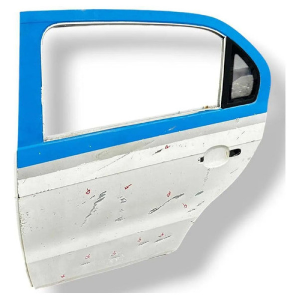 Porta Traseira Esquerda Volkswagen Voyage 2014 Detalhe Traseira Esquerda Branco