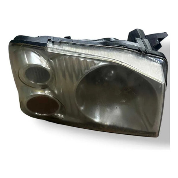 Farol Lado Direito 2.8 Nissan Frontier 2004 2005 Com Detalhe Direito/passageiro