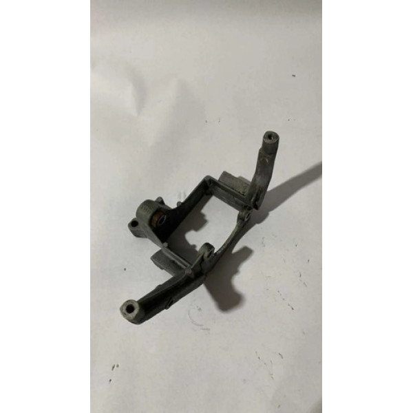 Suporte Bomba De Agua Passat V6 2009 078145383g