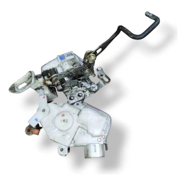 Fechadura Dianteira Direita Toyota Etios Sedán 2015 2016